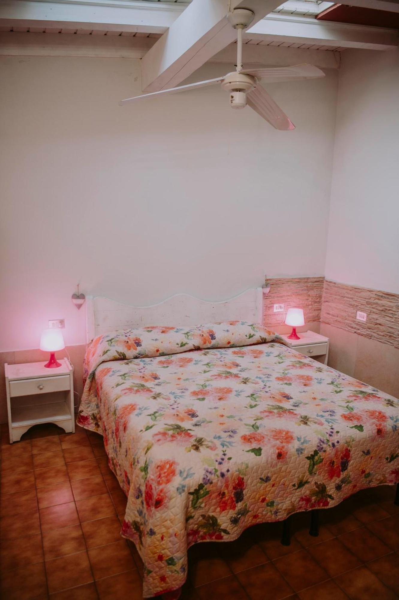 Schindler Aparthotel 2*
